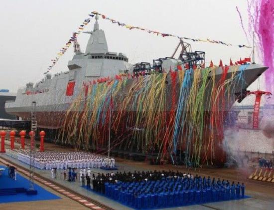 055舰入列中国航母编队迈入协同交战 此前仅美军具备