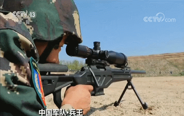 配备的还有8~32倍白光瞄准镜,微光图像增强仪,激光测距及弹道计算器等