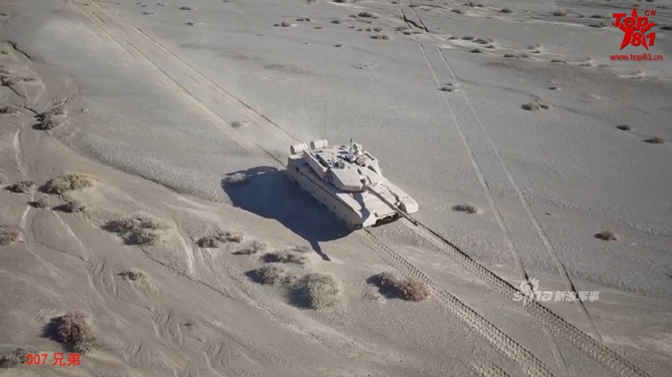 美军范十足我陆军沙漠迷彩99a坦克亮剑西北戈壁