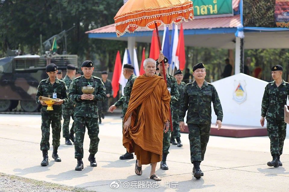 佛光加持战无不胜!泰军隆重列装10辆中国造vt4坦克