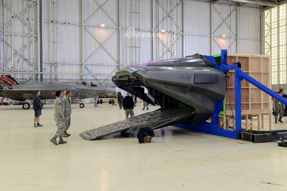 不在乎泄密美空军将b2借给惊奇队长剧组当道具