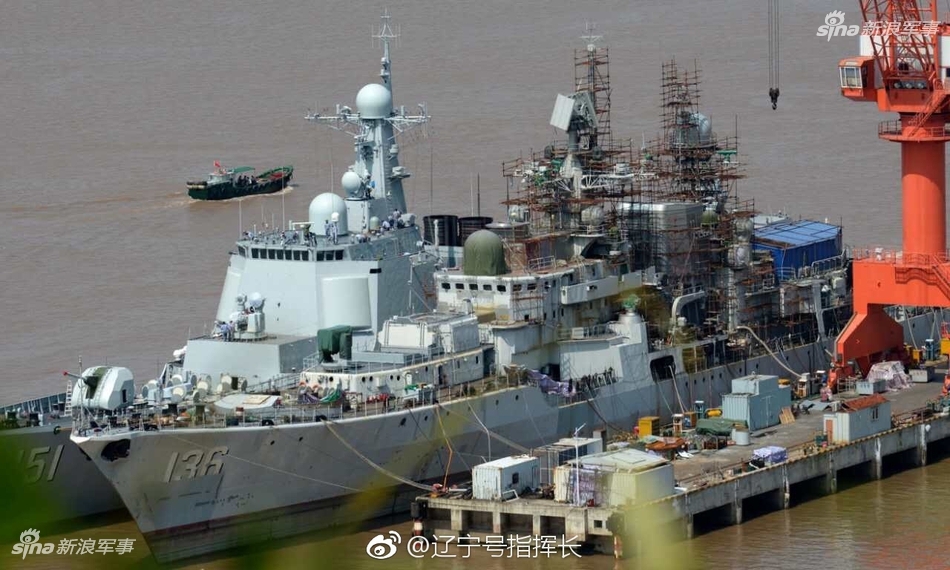 也要换装垂发 鹰击12?我现代级宁波舰现身船厂码头——上海热线军事频道