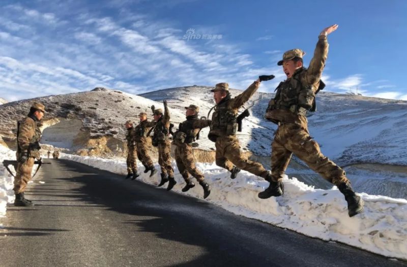 防疫练兵两不误!西藏军区某旅步兵当成特种兵来练